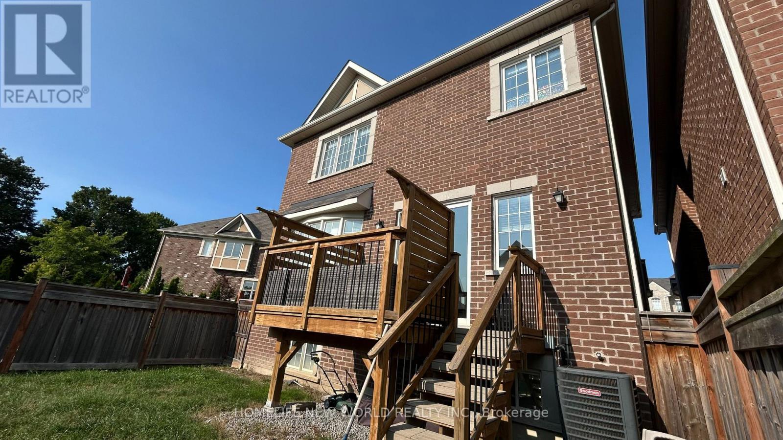 46 Major Crescent, Aurora, Ontario  L4G 0X5 - Photo 33 - N13611190