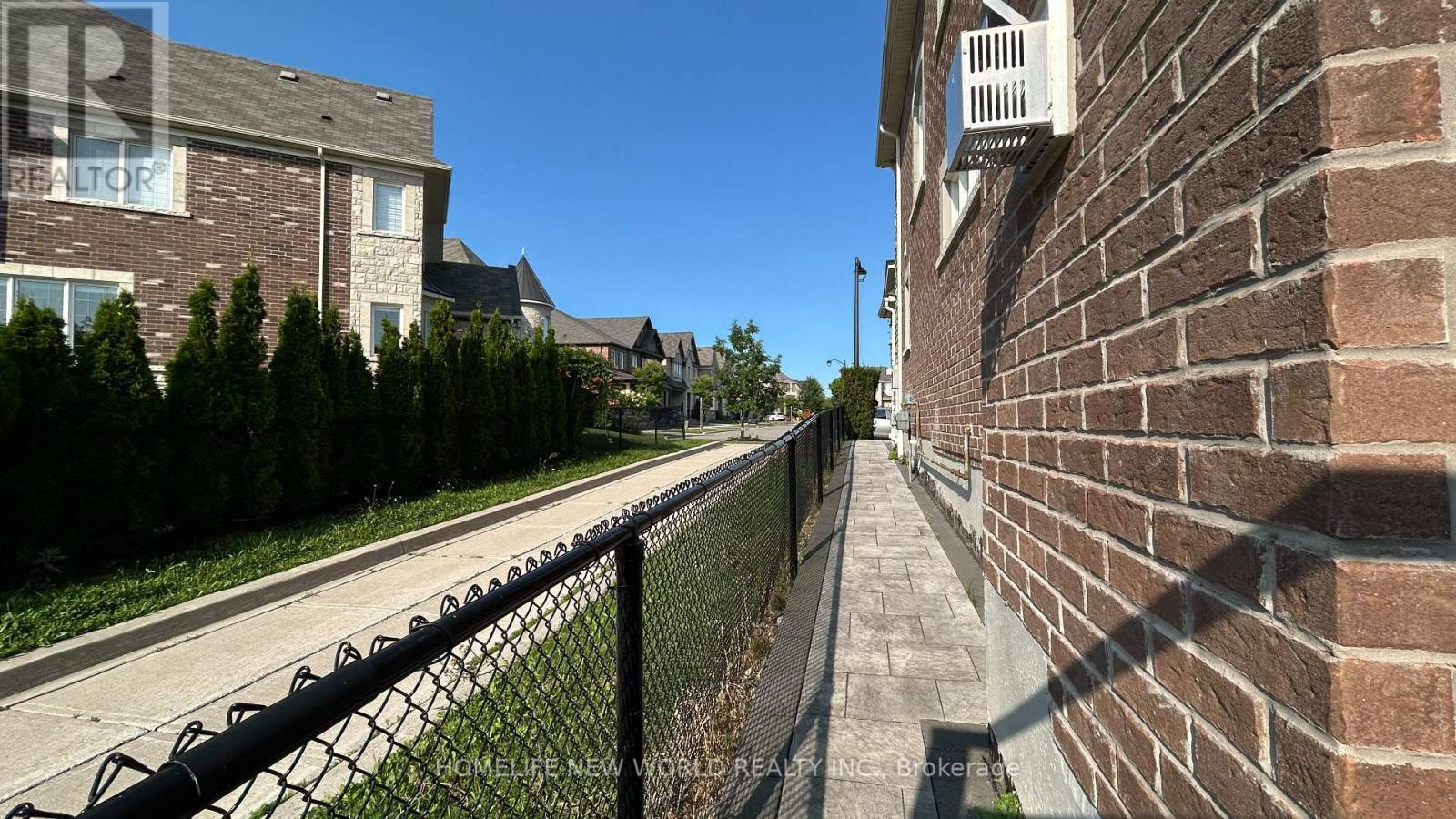 46 Major Crescent, Aurora, Ontario  L4G 0X5 - Photo 35 - N13611190