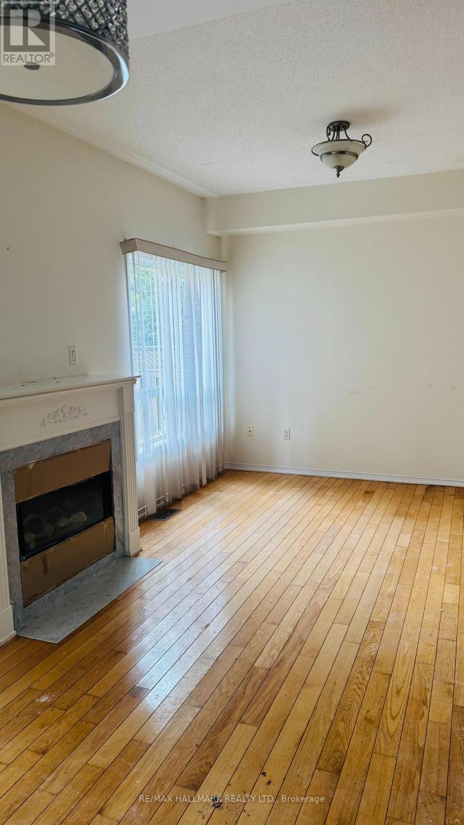 47 Futura Avenue, Richmond Hill, Ontario  L4S 1S8 - Photo 3 - N13611226