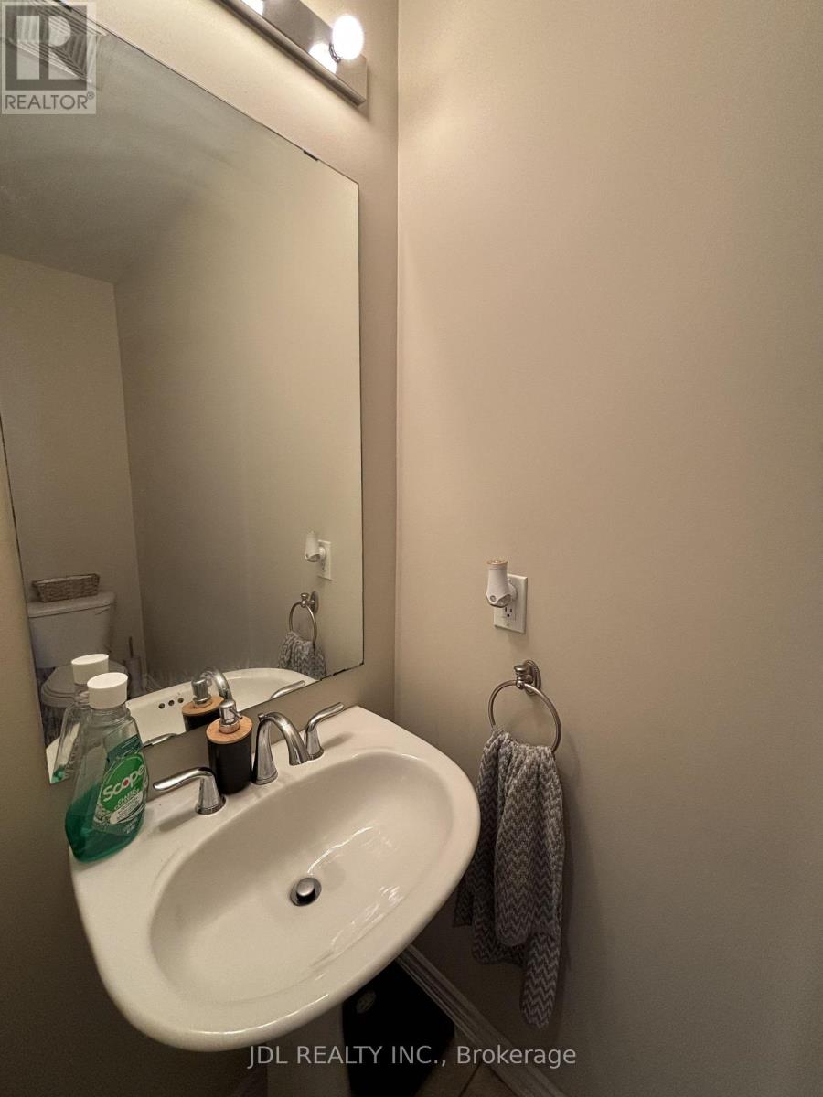 33 - 2435 Greenwich Drive, Oakville, Ontario  L6M 0S4 - Photo 10 - W13611194