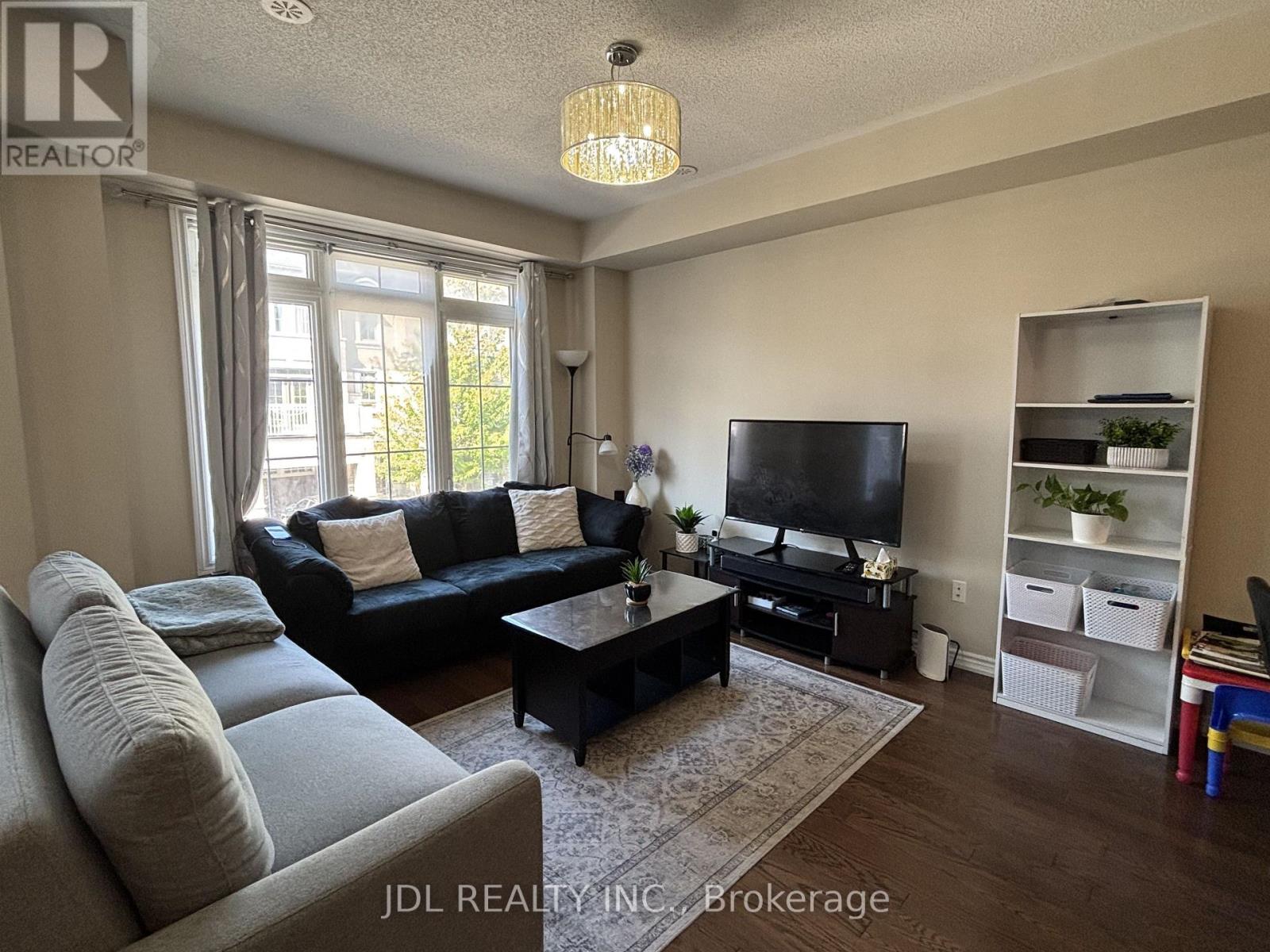 33 - 2435 Greenwich Drive, Oakville, Ontario  L6M 0S4 - Photo 3 - W13611194