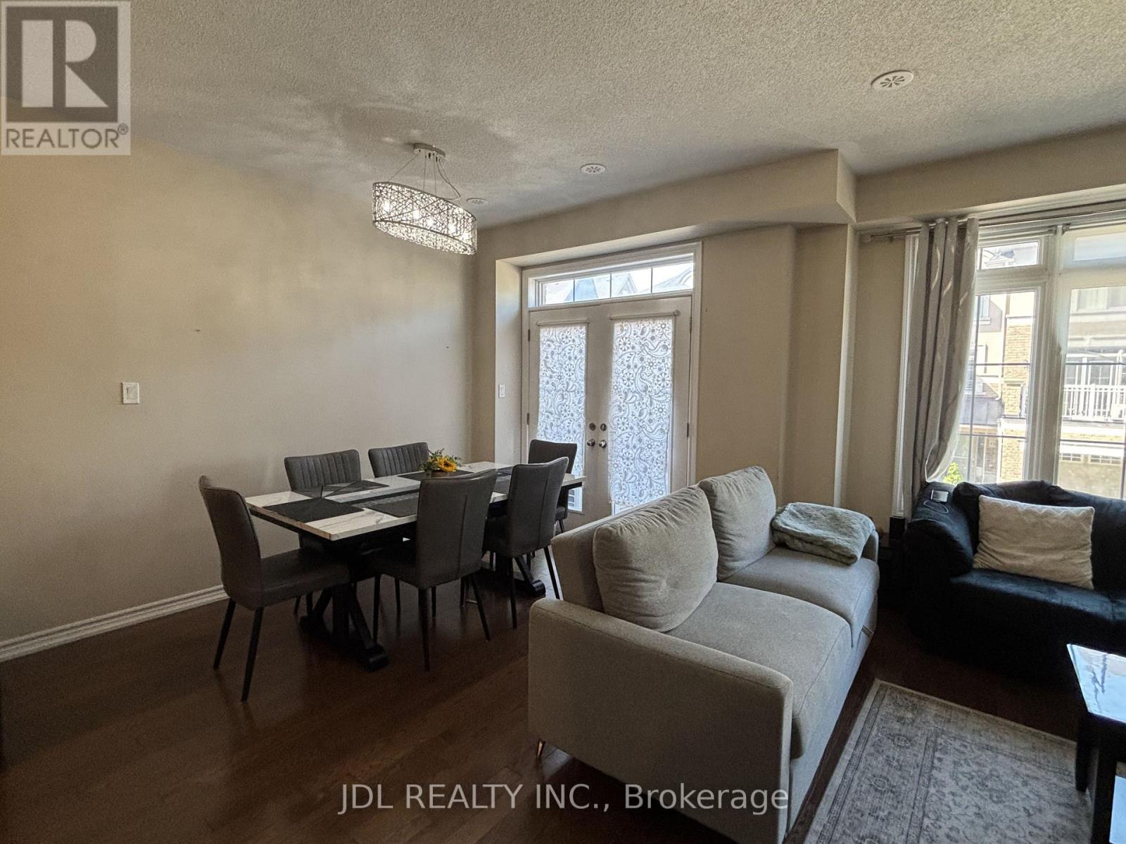 33 - 2435 Greenwich Drive, Oakville, Ontario  L6M 0S4 - Photo 6 - W13611194
