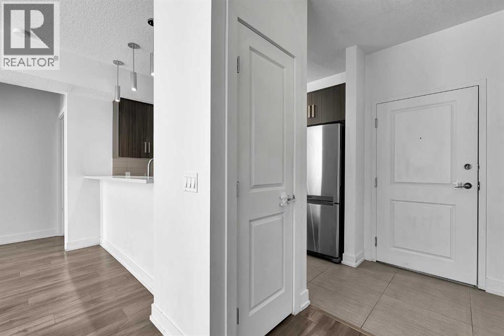 107, 611 Edmonton Trail Ne, Calgary, Alberta  T2E 3J3 - Photo 3 - A2315986