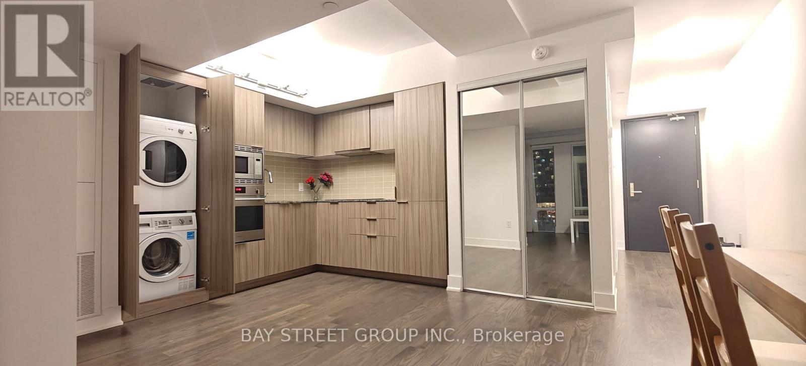 614 - 955 Bay Street, Toronto, Ontario  M5S 0C6 - Photo 10 - C13611262