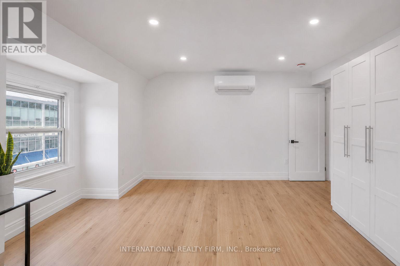 Upper - 793 Dufferin Street, Toronto, Ontario  M6H 3K8 - Photo 18 - C13611270