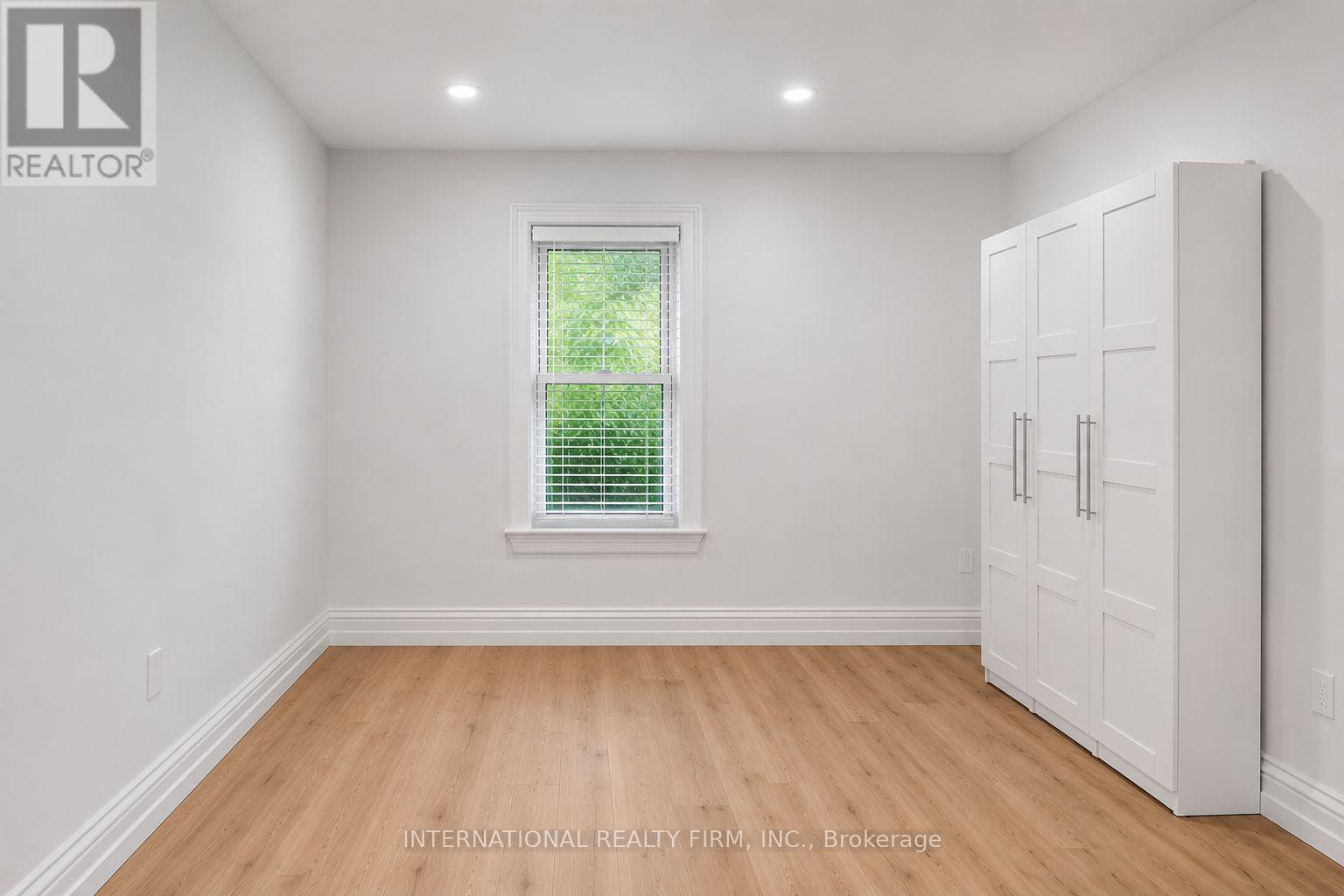 Upper - 793 Dufferin Street, Toronto, Ontario  M6H 3K8 - Photo 8 - C13611270