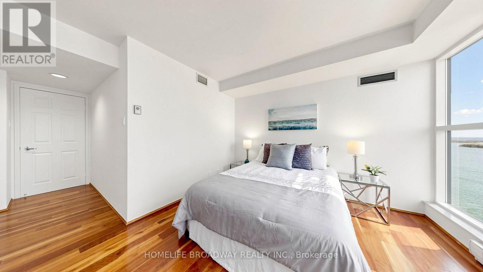 3507 - 77 Harbour Square, Toronto, Ontario  M5J 2S2 - Photo 21 - C13611280