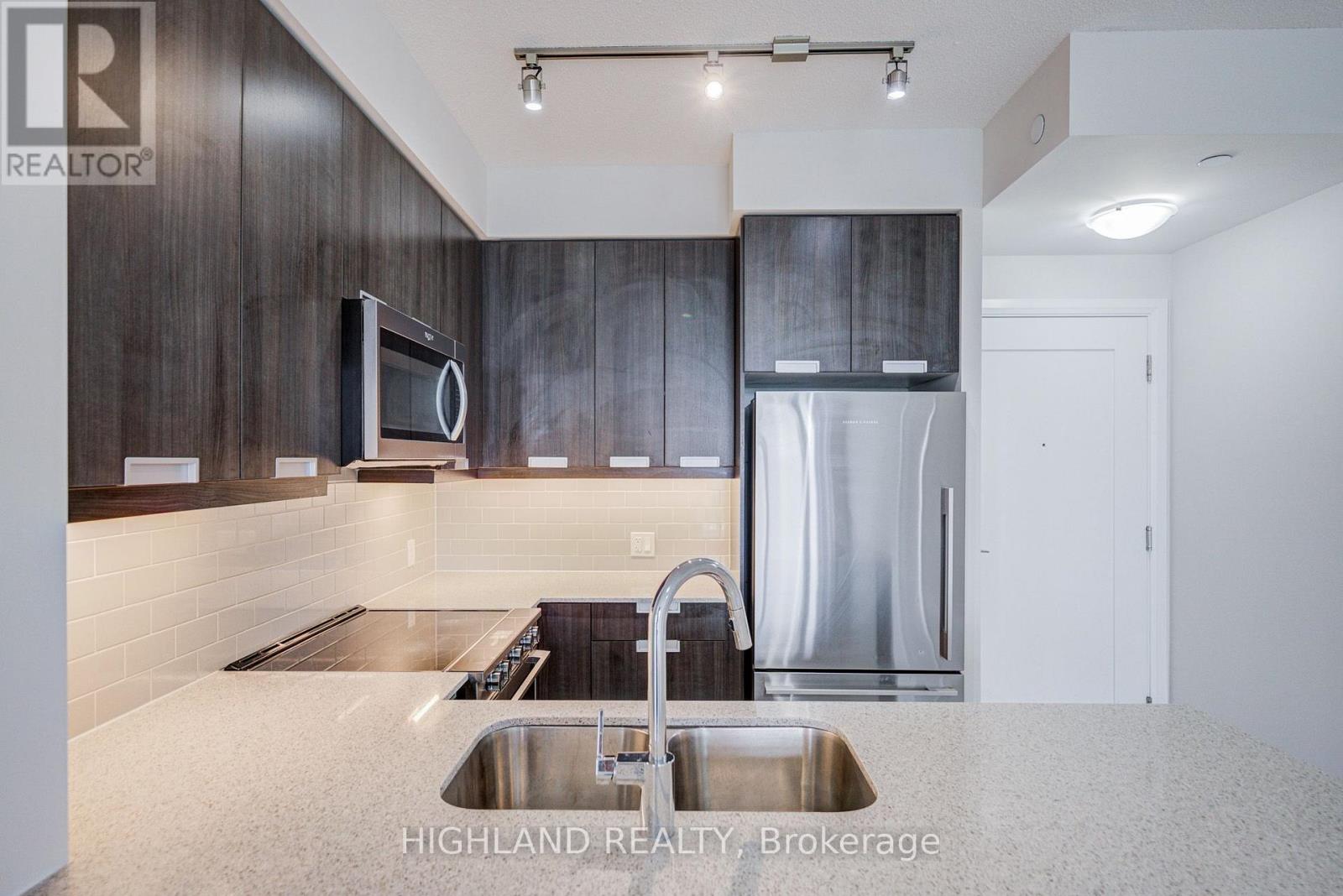 2716 - 35 Watergarden Drive, Mississauga, Ontario  L5R 0G8 - Photo 12 - W13611250