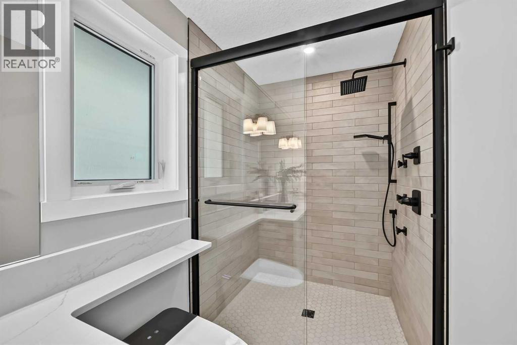 105 40 Avenue Sw, Calgary, Alberta  T2S 0x2 - Photo 29 - A2324634