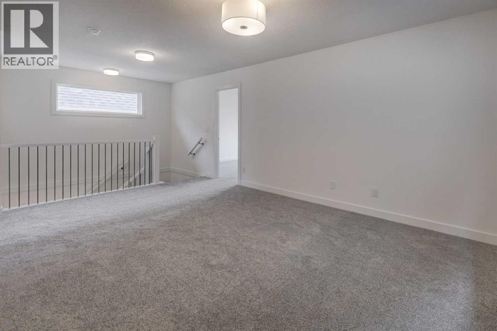 1333 South Point Parade SW, Airdrie, Alberta  T4B 5P3 - Photo 19 - A2309772