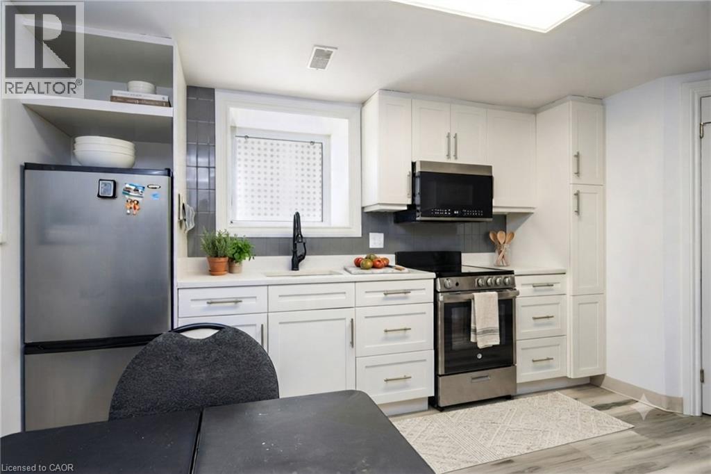 10 Shanley Street Unit# A (Lower), Kitchener, Ontario  N2H 5N8 - Photo 9 - 40851253