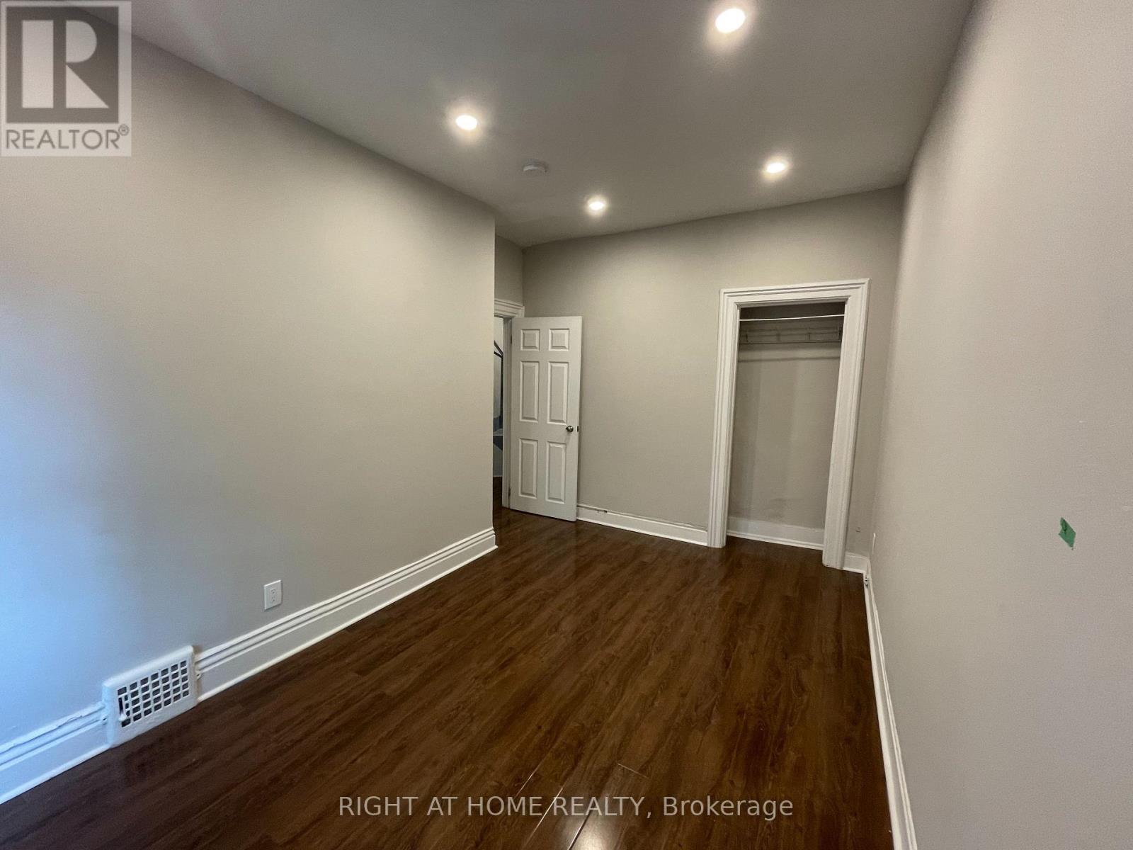 2 - 71 Cecil Street, Toronto, Ontario  M5T 1N5 - Photo 8 - C13611304