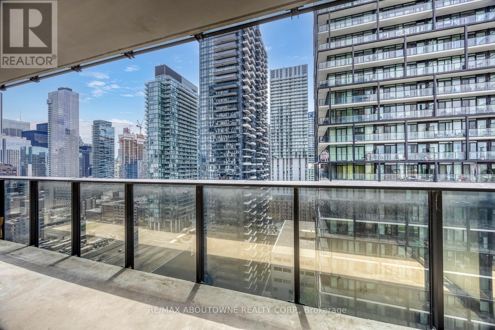 2601 - 330 Richmond Street W, Toronto, Ontario  M5V 1X2 - Photo 12 - C13611420