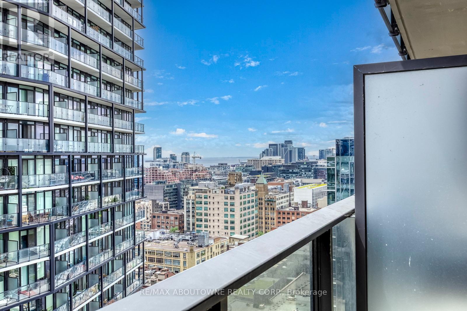 2601 - 330 Richmond Street W, Toronto, Ontario  M5V 1X2 - Photo 13 - C13611420
