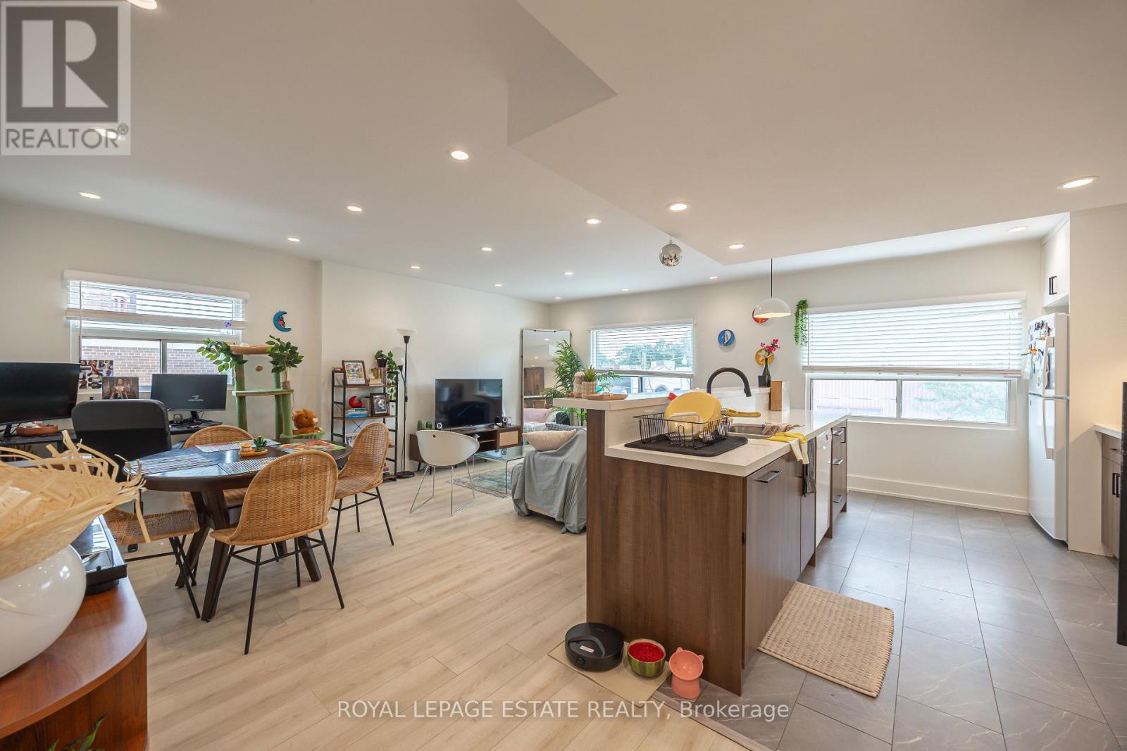 1450 Gerrard Street E, Toronto, Ontario  M4L 1Z8 - Photo 13 - E13611402