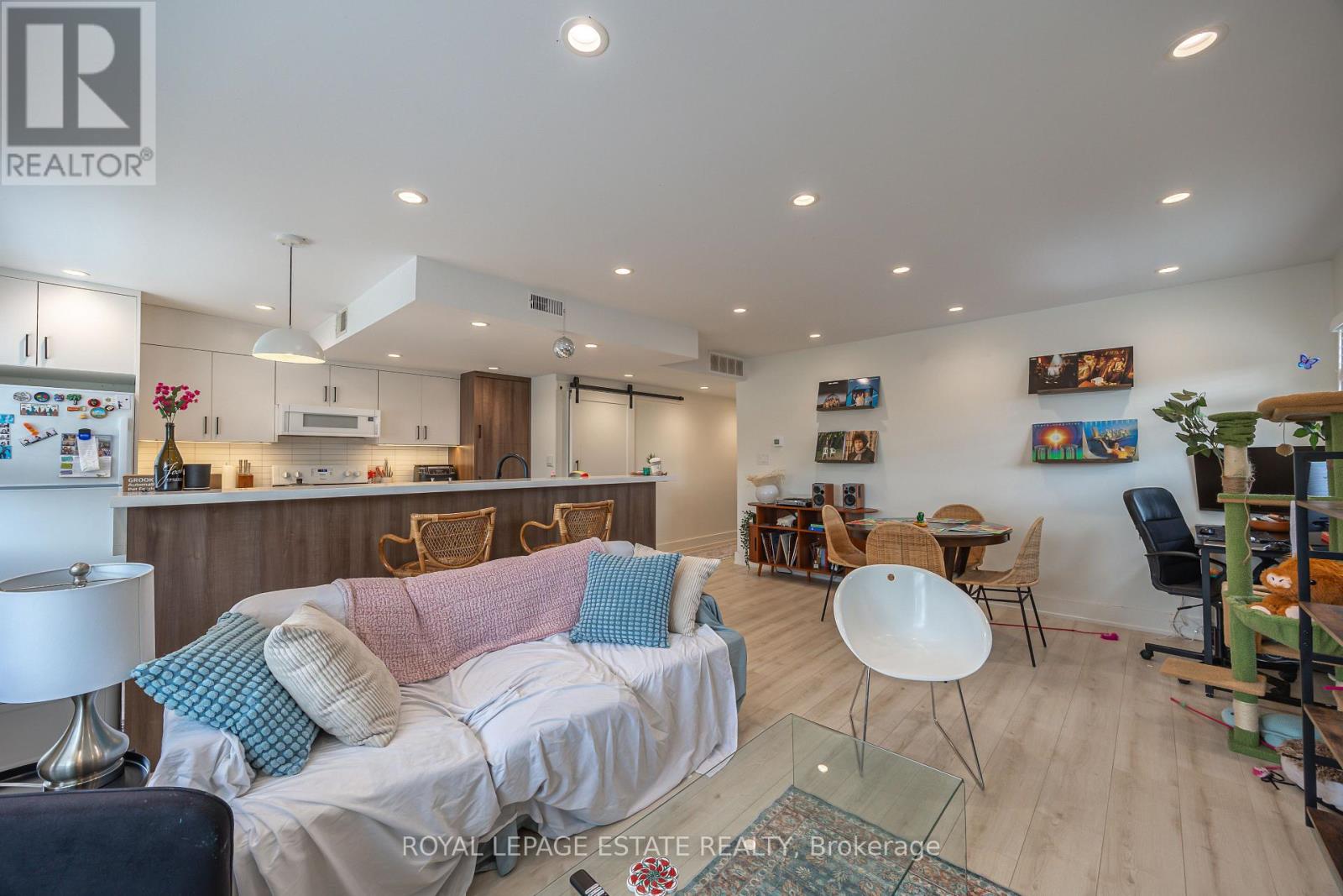 1450 Gerrard Street E, Toronto, Ontario  M4L 1Z8 - Photo 14 - E13611402