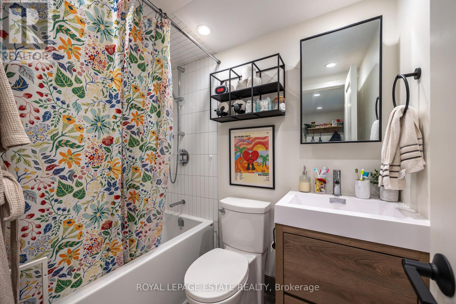 1450 Gerrard Street E, Toronto, Ontario  M4L 1Z8 - Photo 18 - E13611402