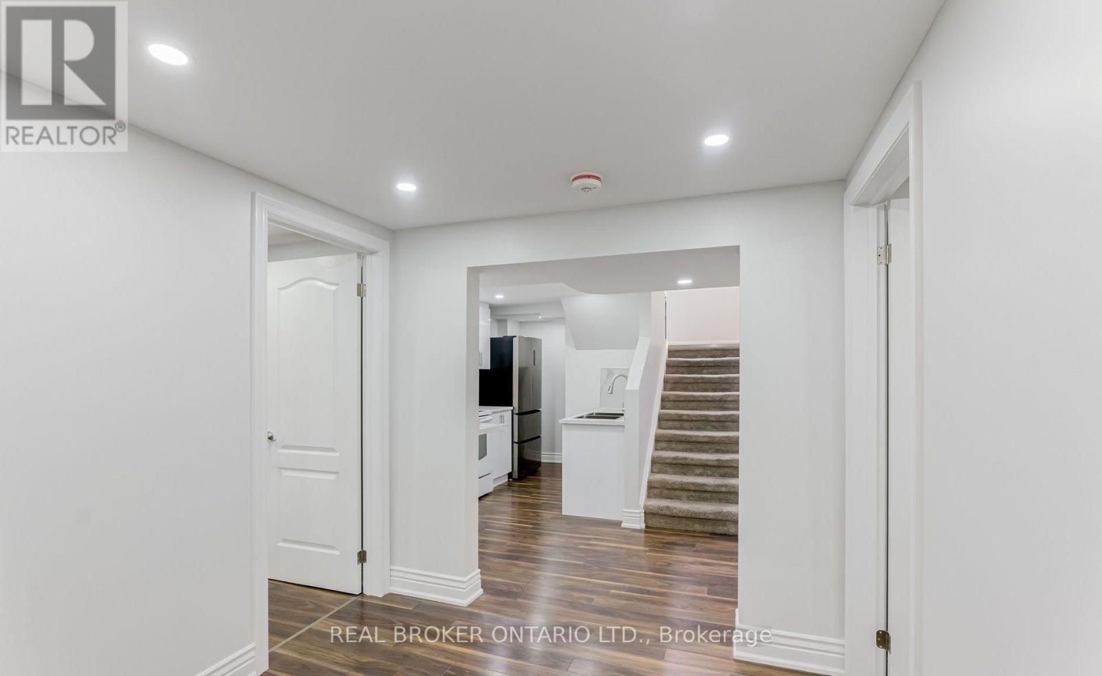 47 Rotary Drive, Toronto, Ontario  M1B 2J2 - Photo 16 - E13611404