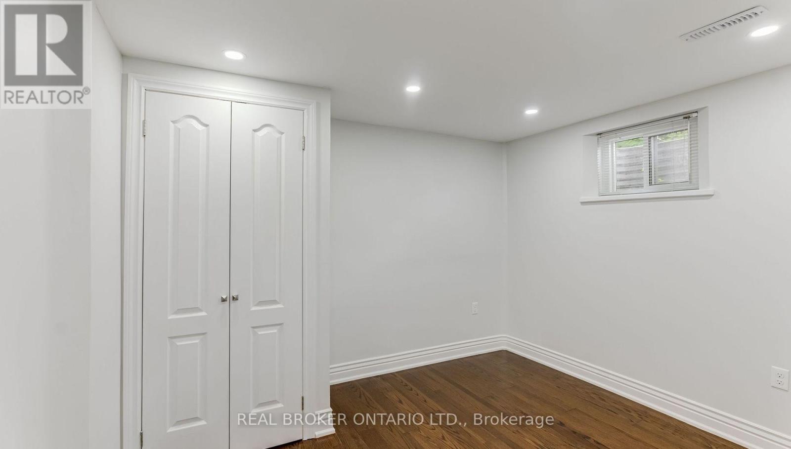 47 Rotary Drive, Toronto, Ontario  M1B 2J2 - Photo 19 - E13611404