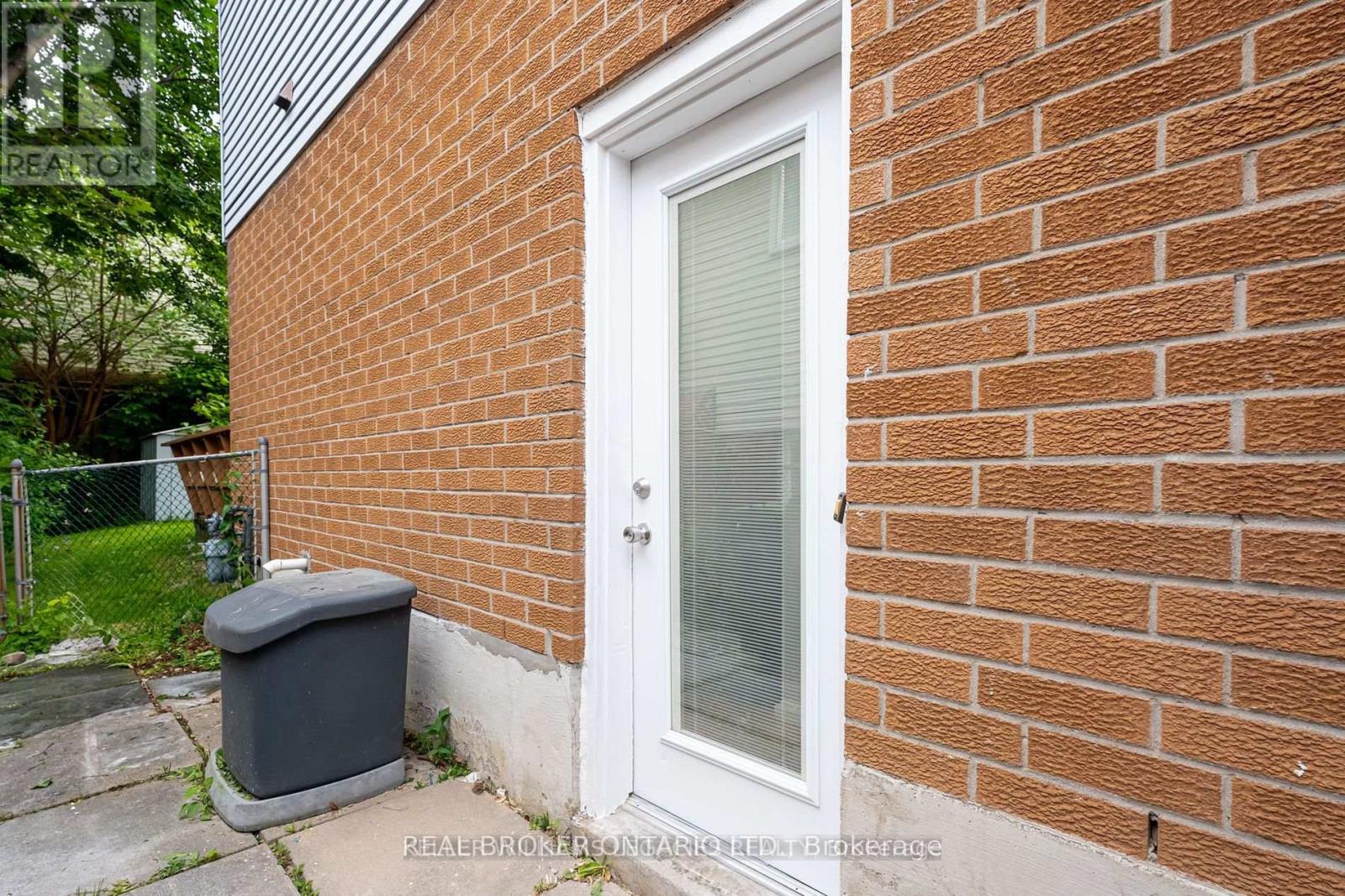 47 Rotary Drive, Toronto, Ontario  M1B 2J2 - Photo 47 - E13611404