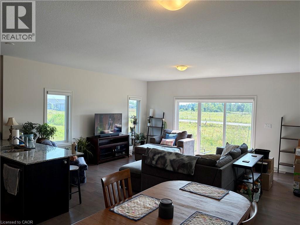 161 Ellen Street, North Perth, Ontario  N0G 1B0 - Photo 11 - 40851234