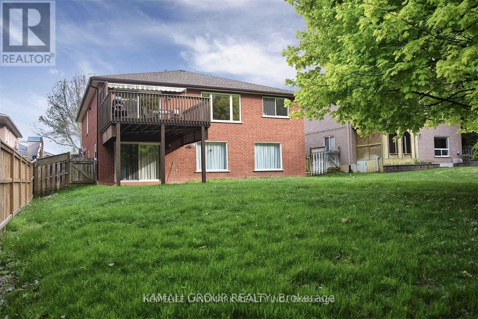 72 Osprey Ridge Road, Barrie (Little Lake), Ontario  L4M 6P3 - Photo 19 - S13611288