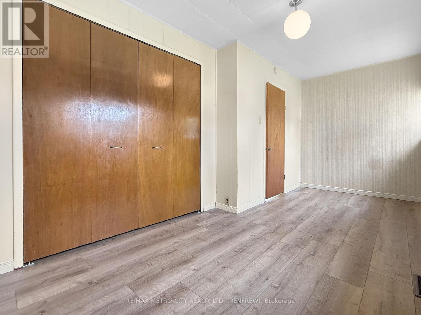 786 Seventh Street, Renfrew, Ontario  K7V 1B7 - Photo 11 - X13611410