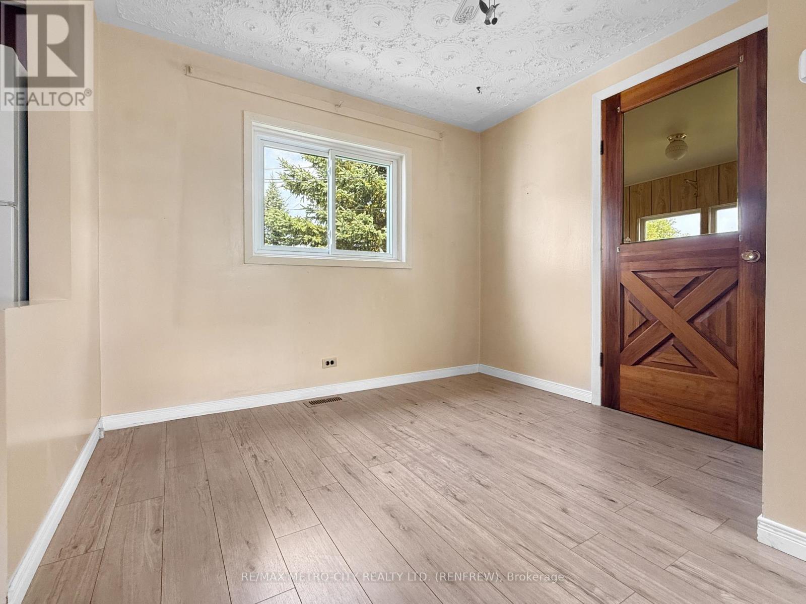 786 Seventh Street, Renfrew, Ontario  K7V 1B7 - Photo 6 - X13611410