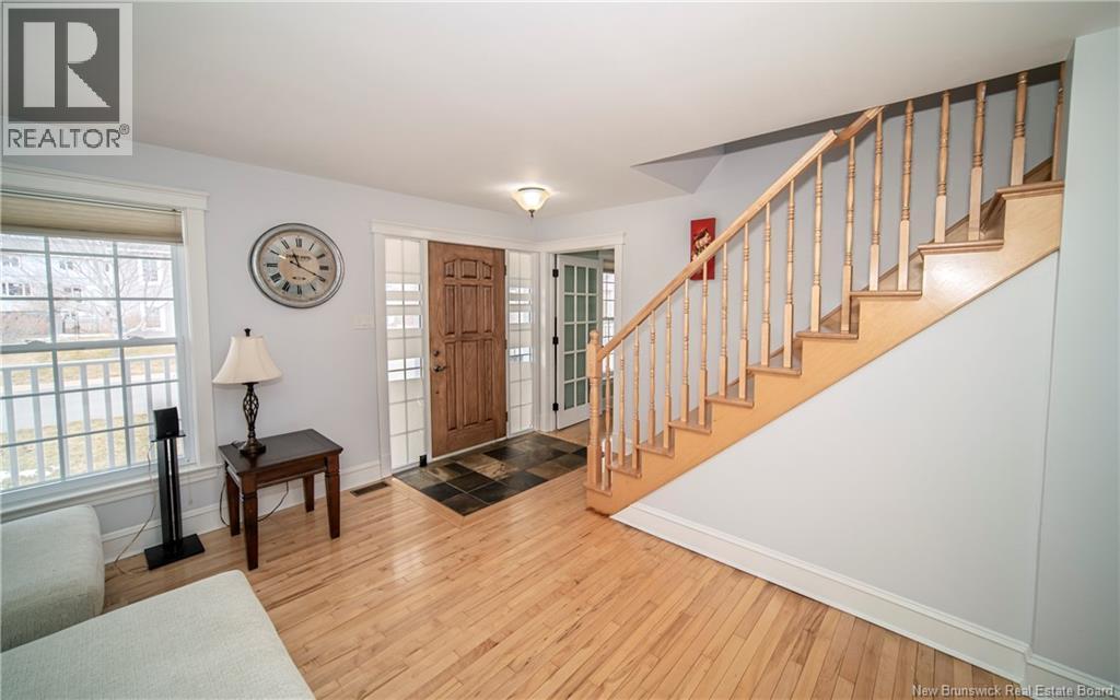 38 Red Maple, Fredericton, New Brunswick  E3B 0E1 - Photo 3 - NB136077