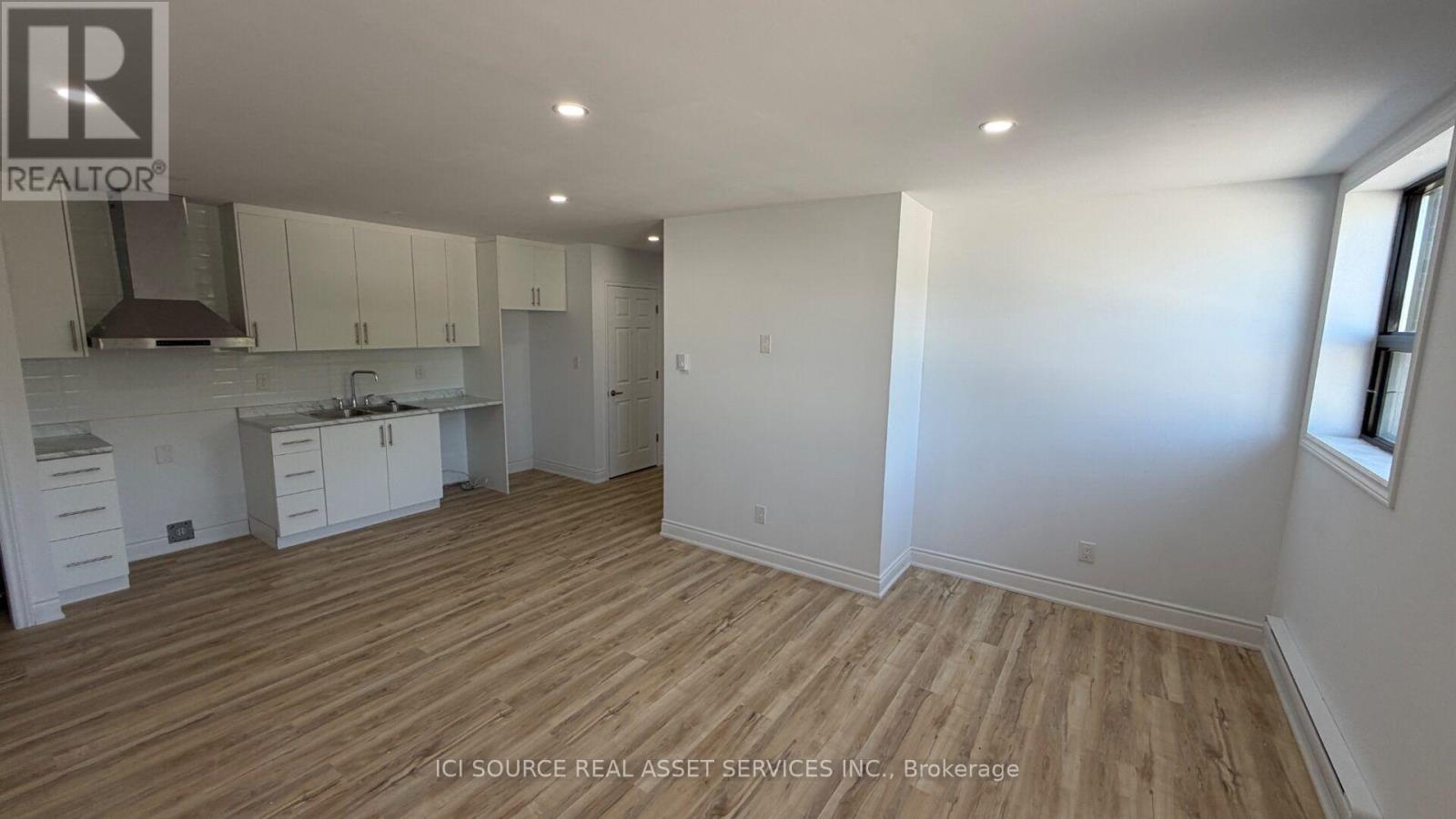 6 - 2 Queen Street S, New Tecumseth (Tottenham), Ontario  L0G 1W0 - Photo 11 - N13611450