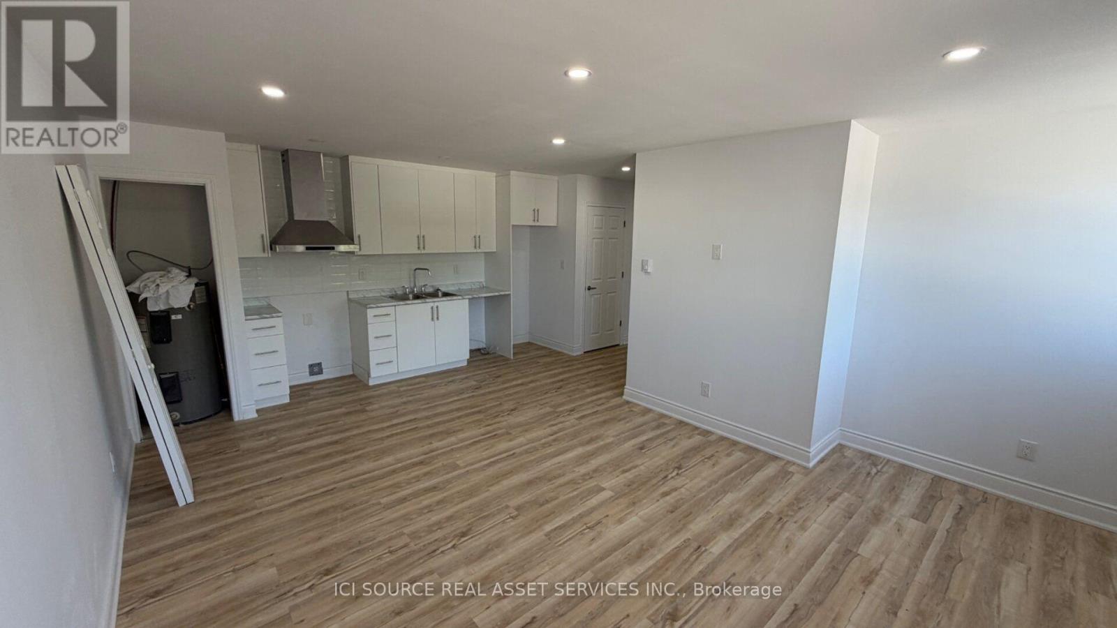 6 - 2 Queen Street S, New Tecumseth (Tottenham), Ontario  L0G 1W0 - Photo 12 - N13611450