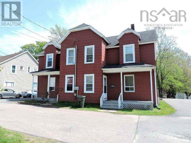 2-4 Queen Street Extension, Amherst, Nova Scotia
