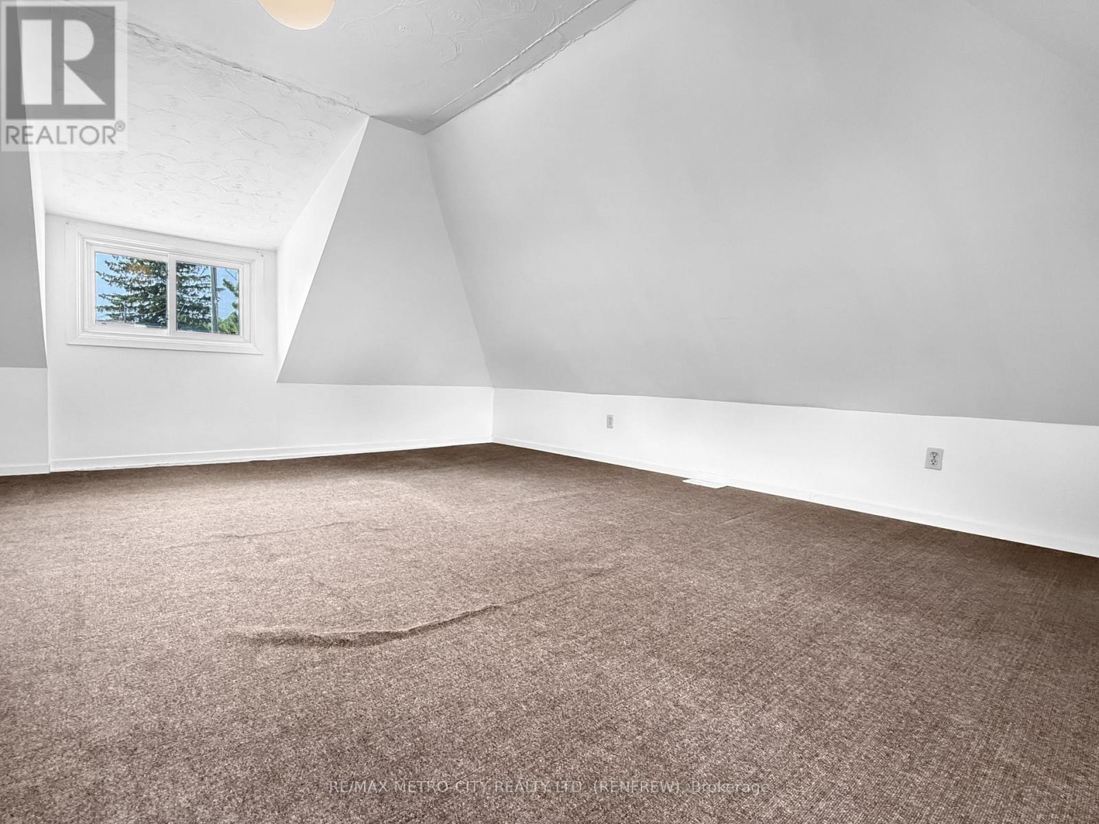 786 Seventh Street, Renfrew, Ontario  K7V 1B7 - Photo 10 - X13611410