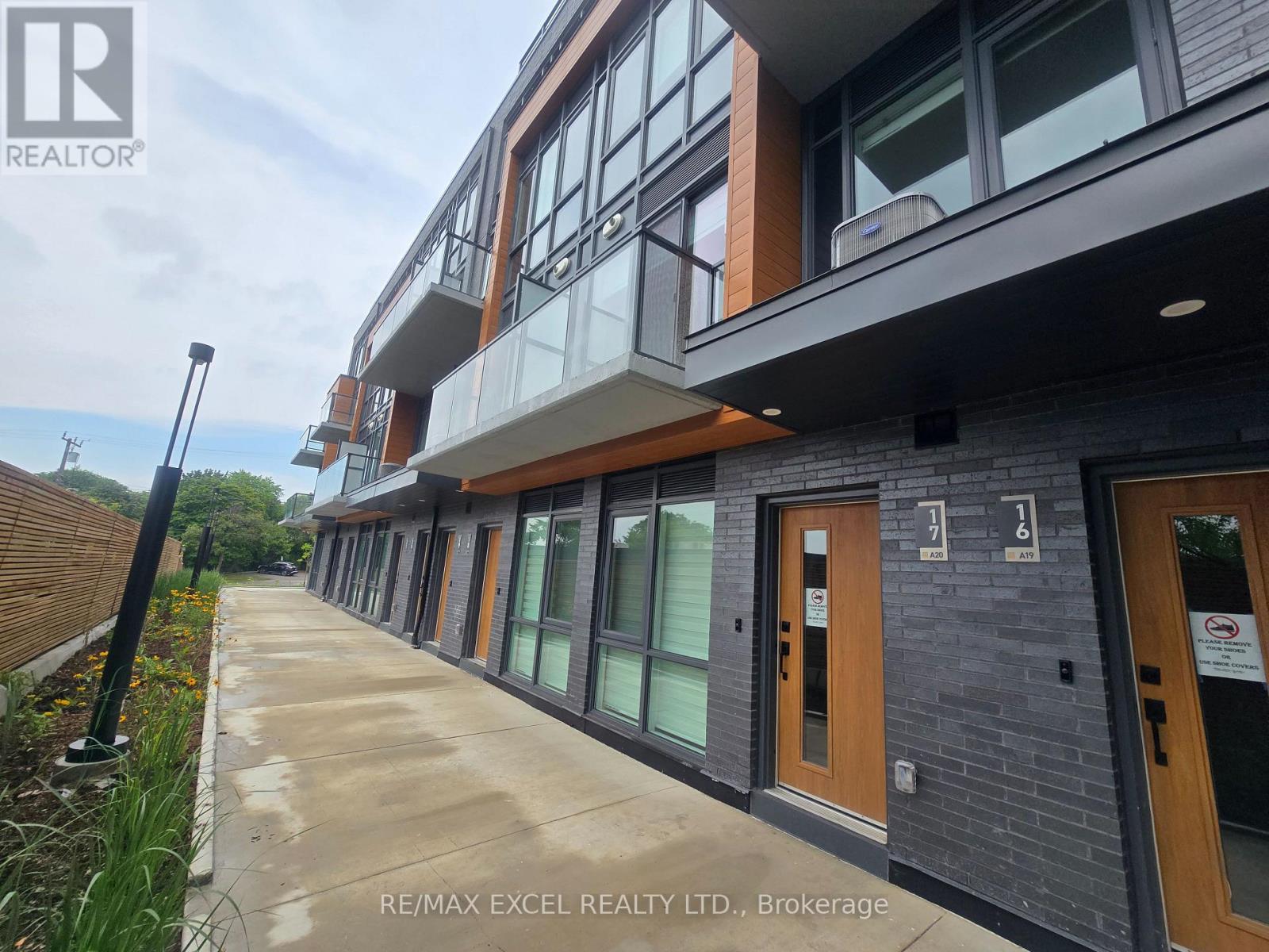 17 - 75 Curlew Drive, Toronto, Ontario  M3A 0A9 - Photo 2 - C13611462