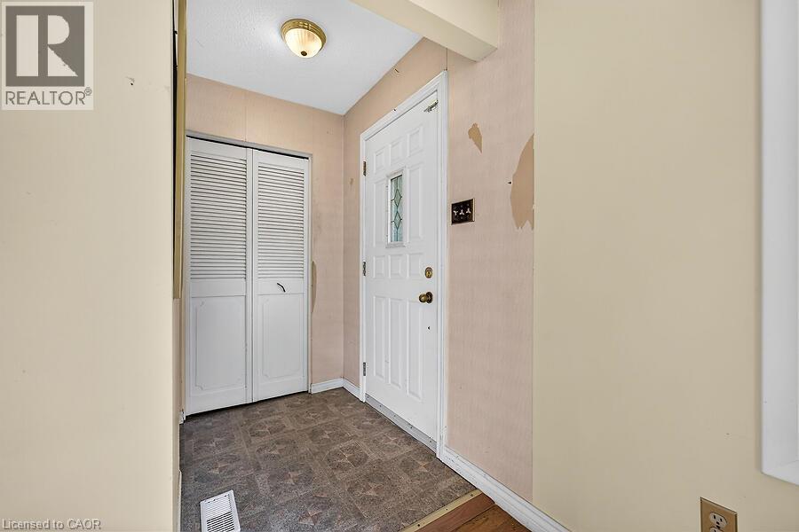 16 Sunshine Court, Hamilton, Ontario  L9C 2L5 - Photo 40 - 40849752