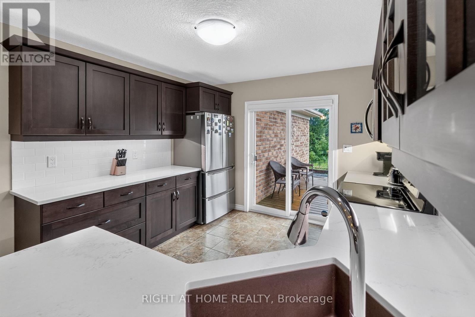 2 Noble Lane, St. Thomas, Ontario  N5R 0C4 - Photo 15 - X13611610