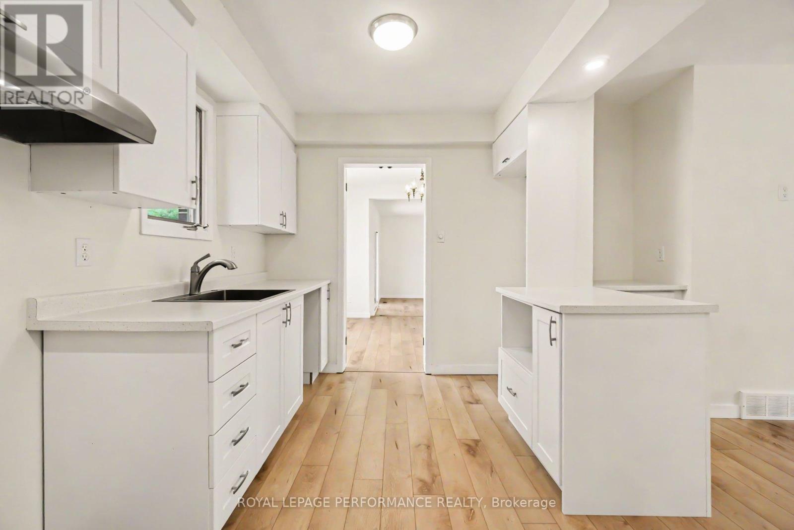 13 Elvaston Avenue, Ottawa, Ontario  K2G 3T2 - Photo 4 - X13611600