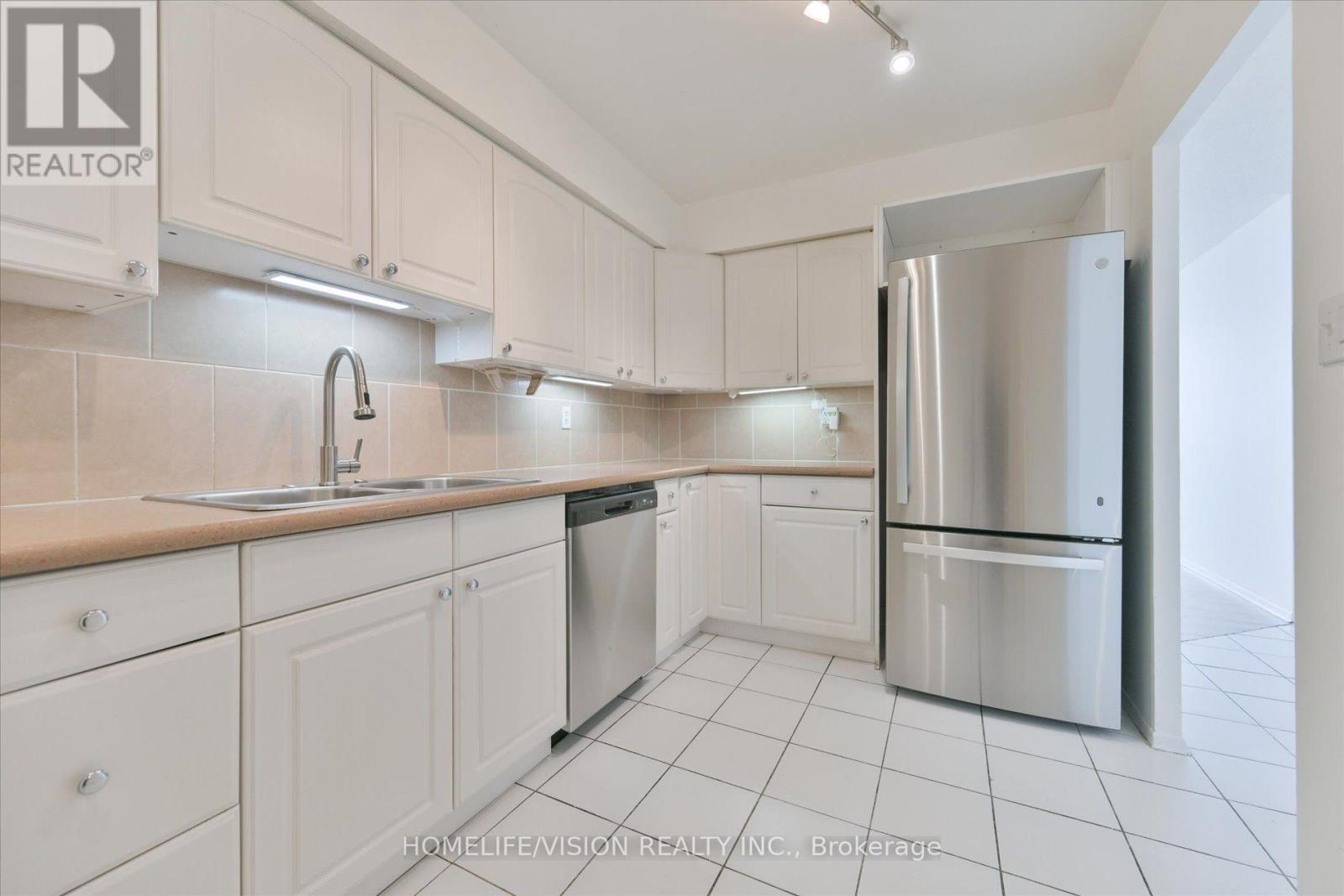 Ph6 - 3300 Don Mills Road, Toronto, Ontario  M2J 4X7 - Photo 16 - C13611520