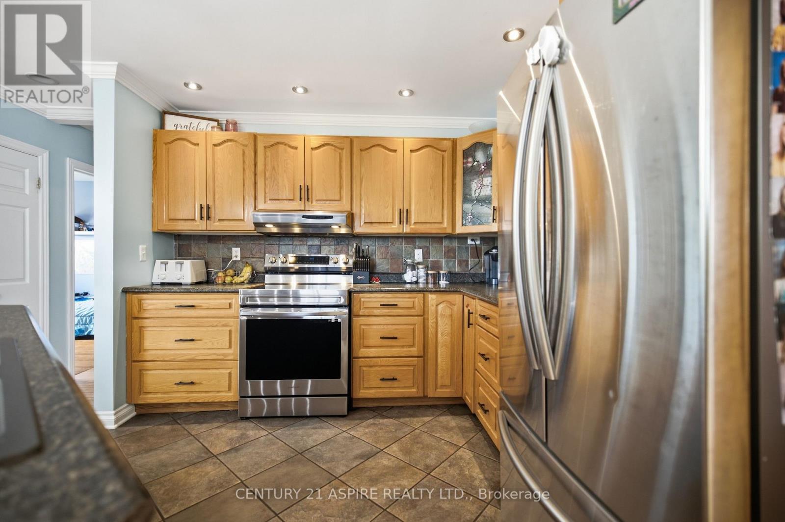 336 Witt Road, Laurentian Valley, Ontario  K8A 6W5 - Photo 11 - X13611490