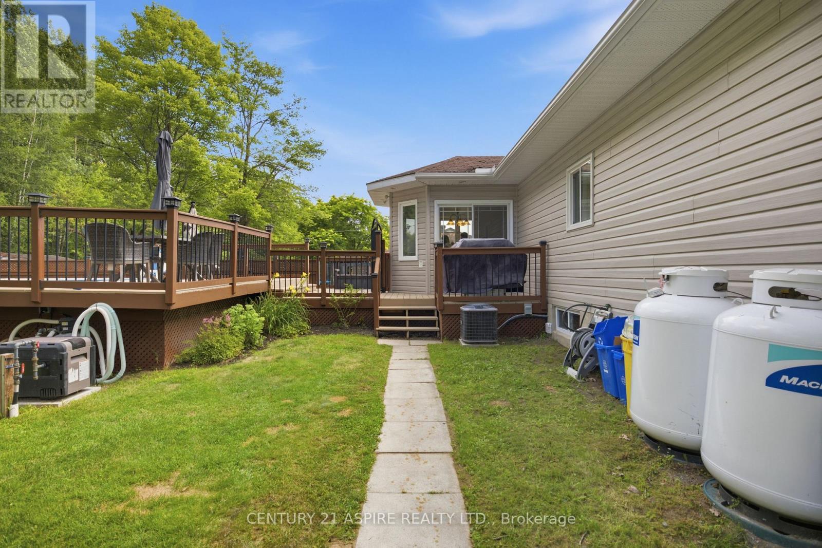 336 Witt Road, Laurentian Valley, Ontario  K8A 6W5 - Photo 36 - X13611490