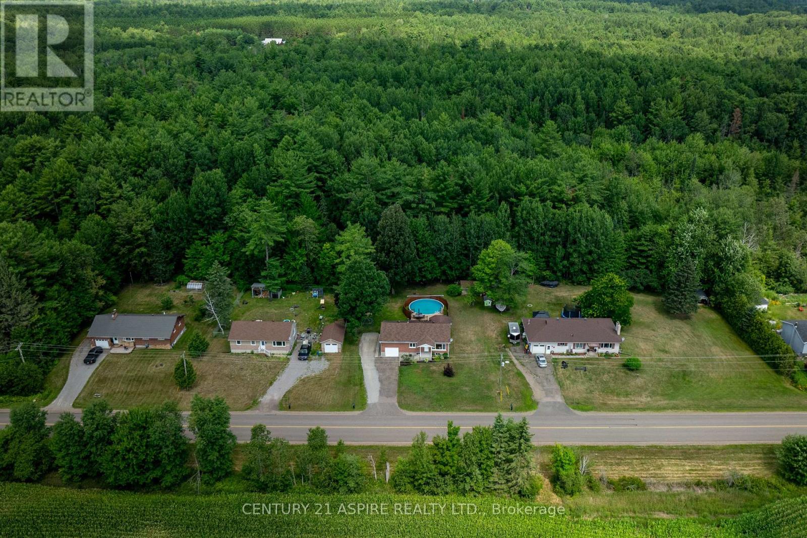 336 Witt Road, Laurentian Valley, Ontario  K8A 6W5 - Photo 45 - X13611490