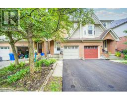 19 EVELYN BUCK LANE, Aurora, Ontario