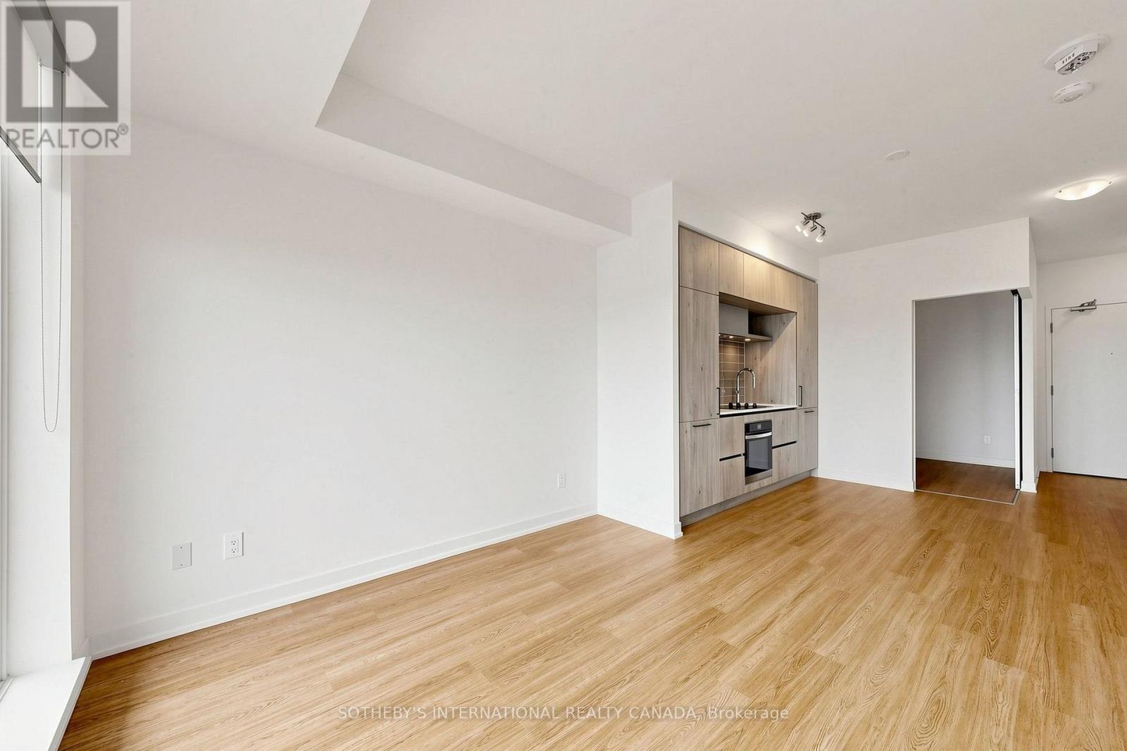 1023 - 2 David Eyer Road, Richmond Hill, Ontario  L4S 0N6 - Photo 8 - N13611582