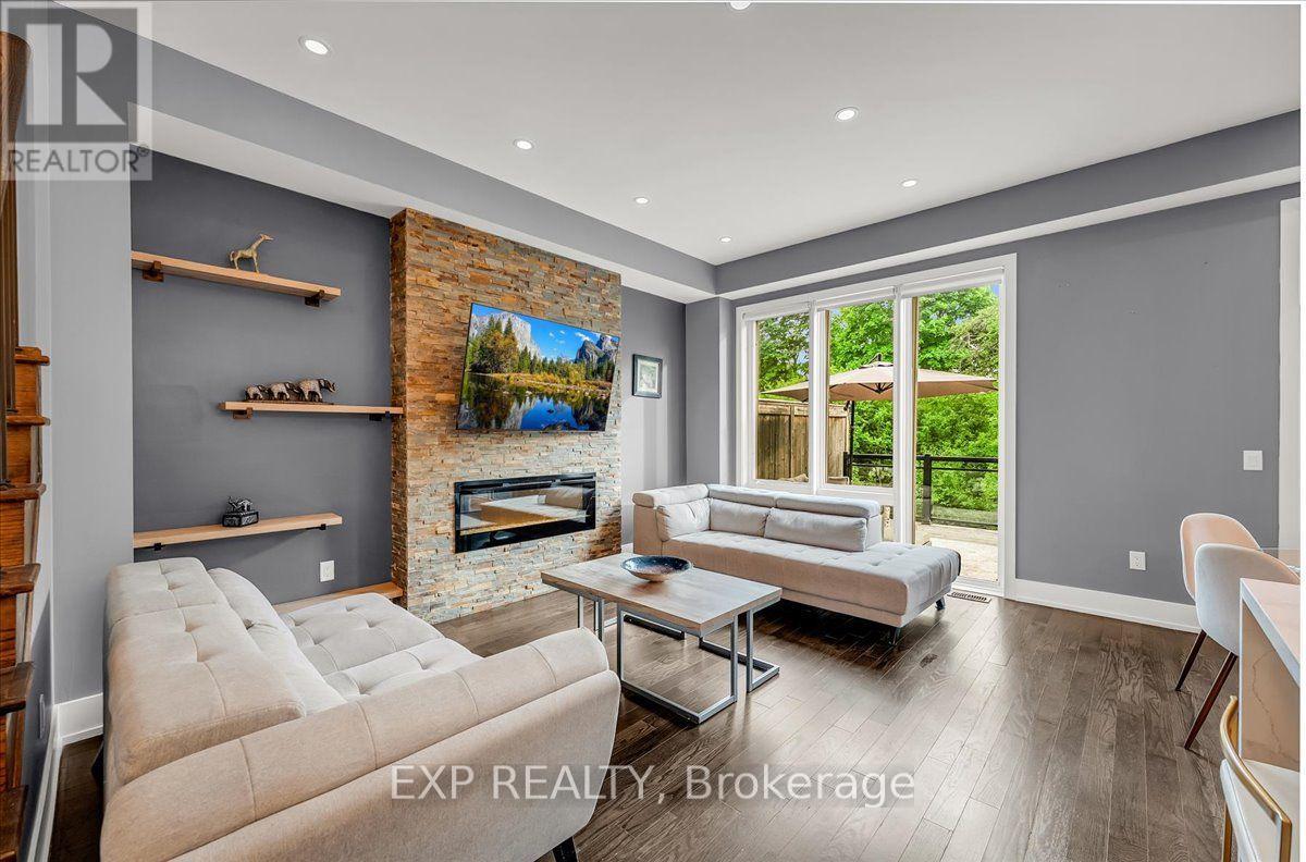 28 Crestridge Drive, Vaughan, Ontario  L4J 0K1 - Photo 9 - N13611652