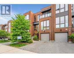 28 CRESTRIDGE DRIVE, Vaughan, Ontario