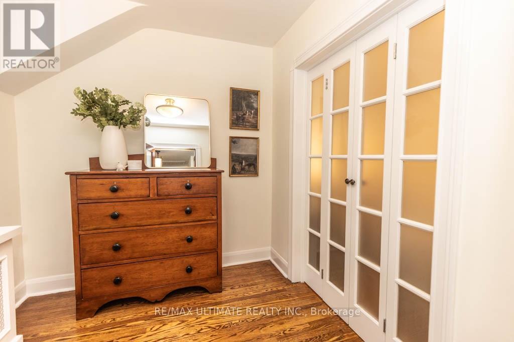 44 Indian Road Crescent, Toronto, Ontario  M6P 2G1 - Photo 22 - W13611528