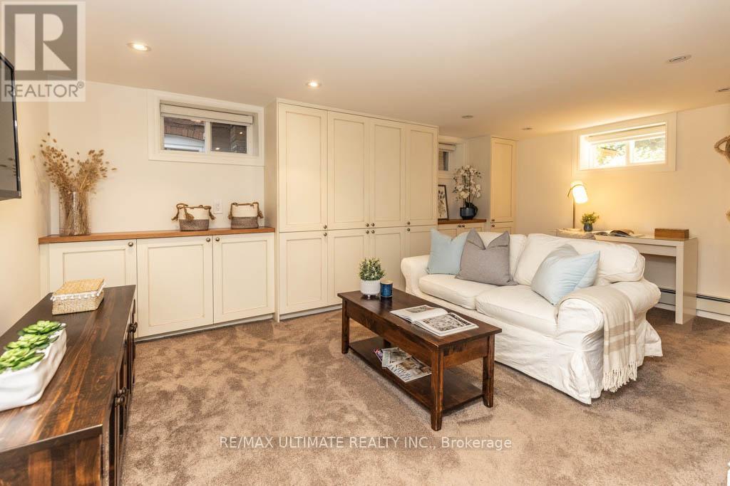44 Indian Road Crescent, Toronto, Ontario  M6P 2G1 - Photo 24 - W13611528