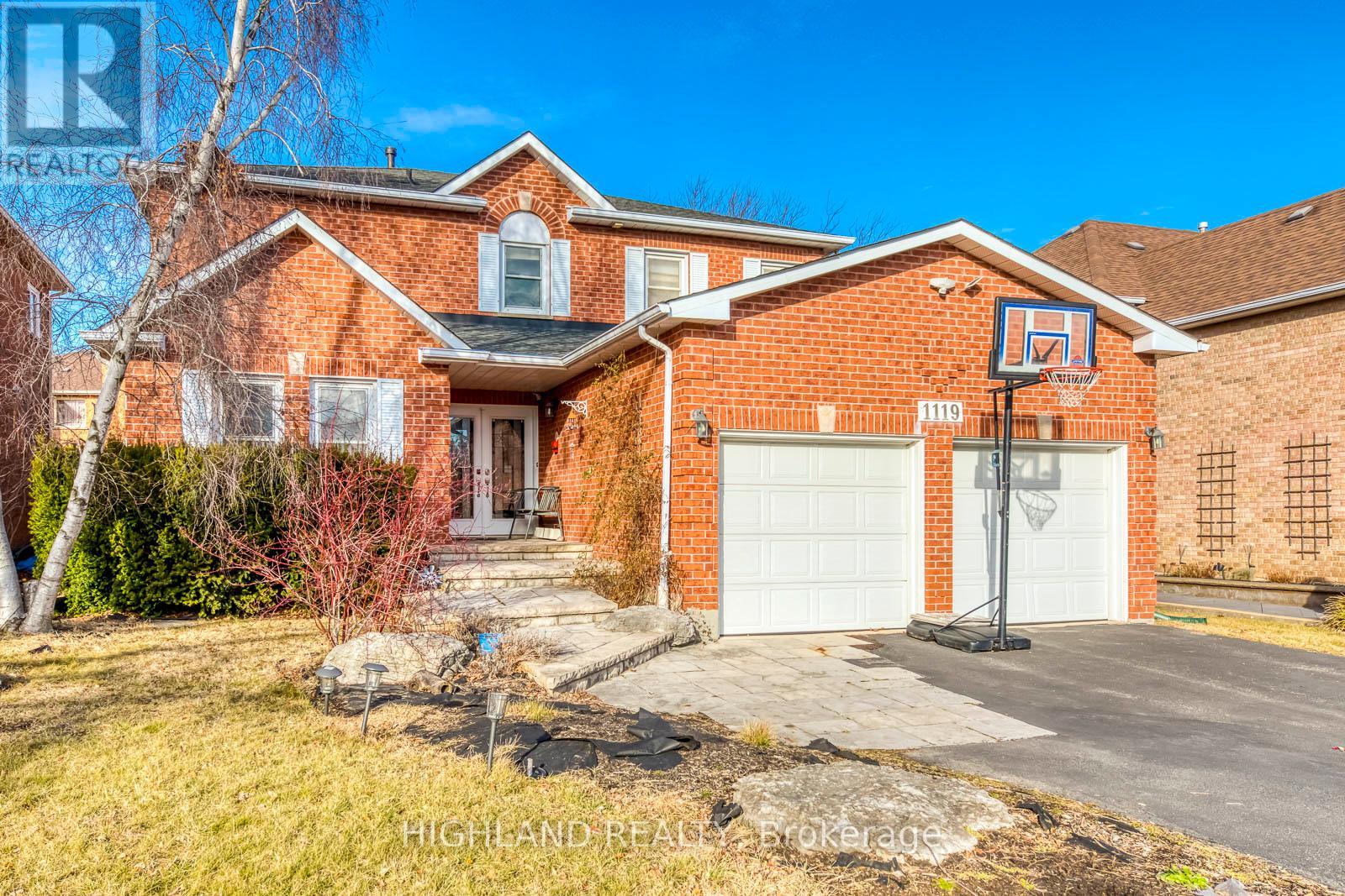 1119 Privet Place, Oakville, Ontario  L6J 7J6 - Photo 1 - W13611536
