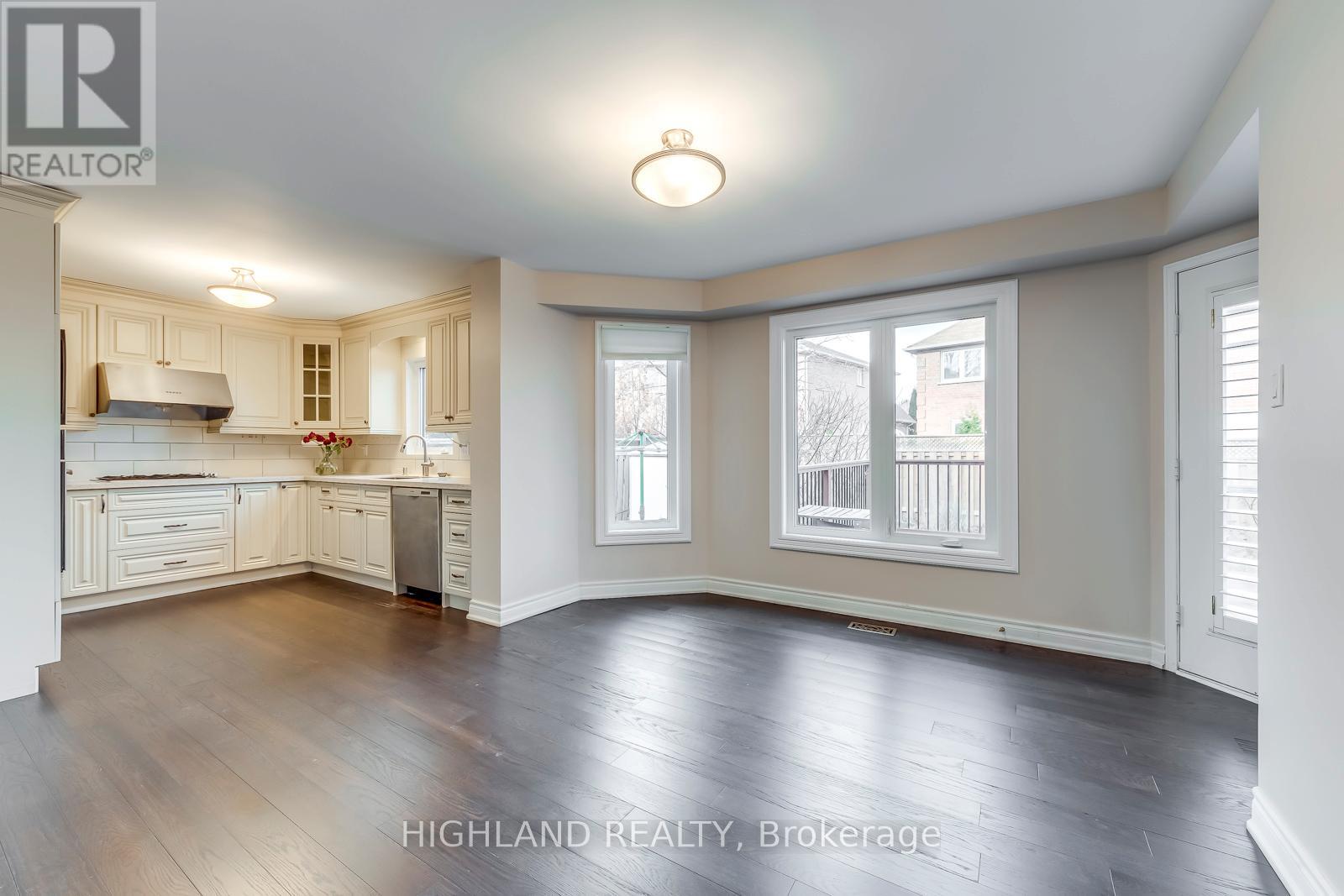 1119 Privet Place, Oakville, Ontario  L6J 7J6 - Photo 13 - W13611536
