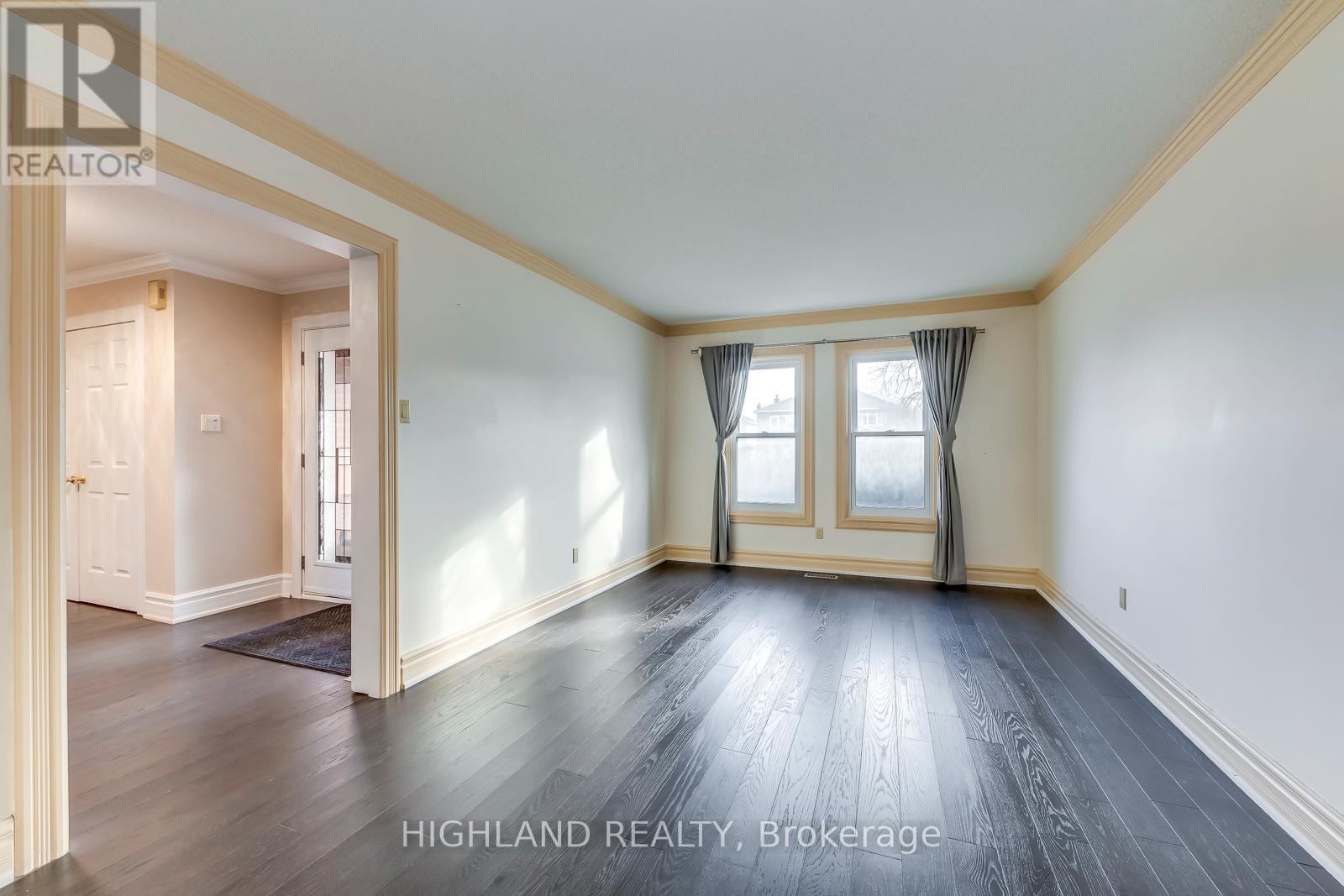 1119 Privet Place, Oakville, Ontario  L6J 7J6 - Photo 3 - W13611536